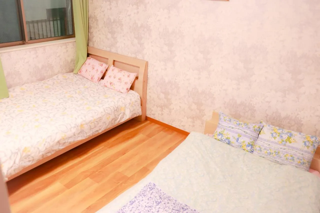 Tokyo Guest House 2020 0*,